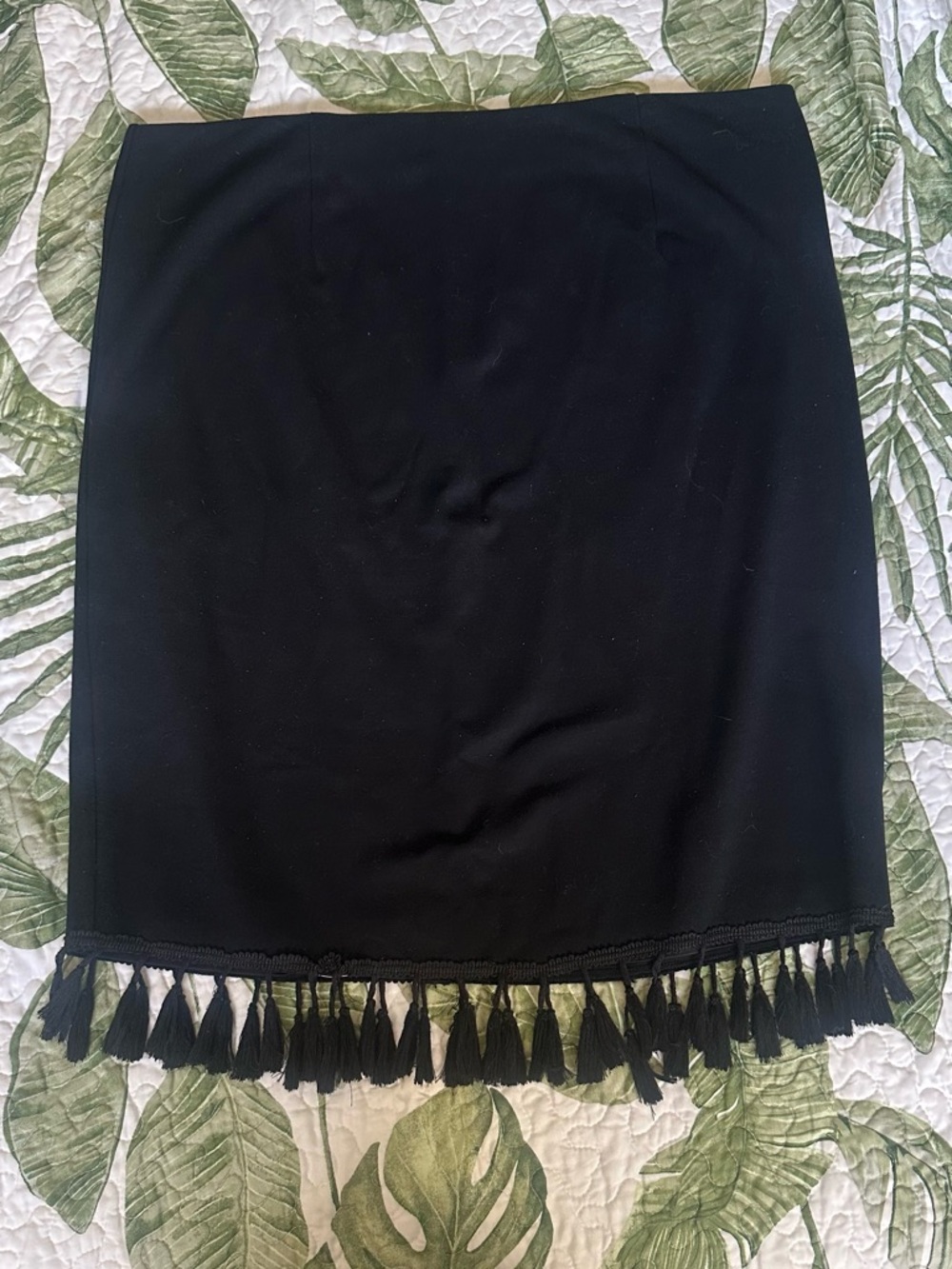Black Tassel Hem Pencil Skirt dainty jewells xxl